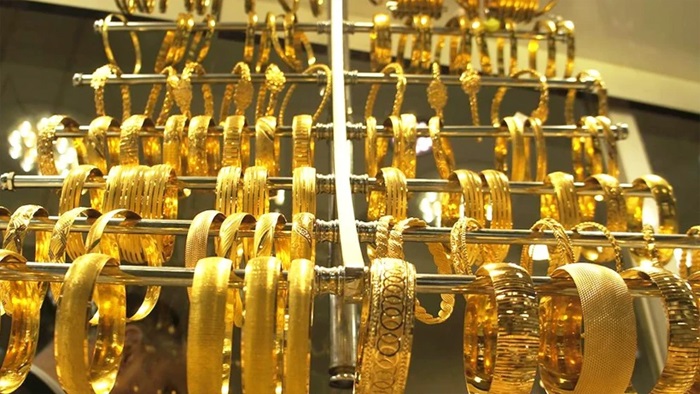 Altında dengeler tersine dönecek: Dev banka tarih verdi