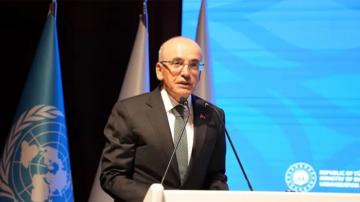 Bakan Şimşek'ten piyasalar için 'sistemik risk yok' mesajı: Yapısal bir sorun bulunmuyor