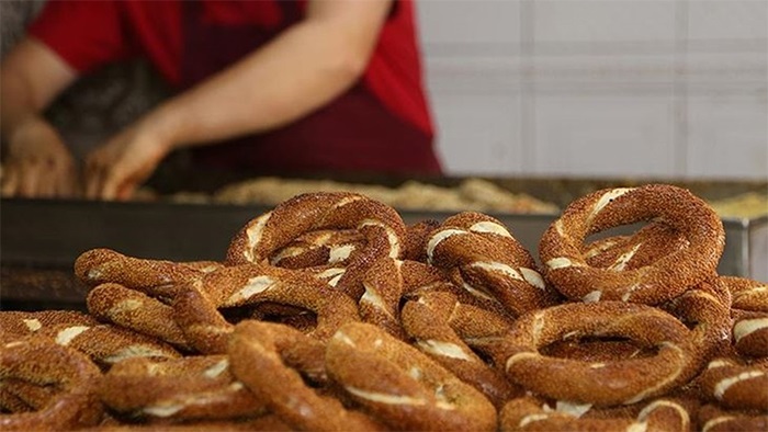 Başkentte bir tane simit 15 lira oldu