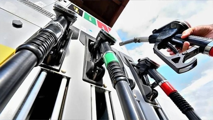 Benzine ve motorine zam geliyor! 15 Ocak 2025 Çarşamba Güncel Akaryakıt Fiyatları