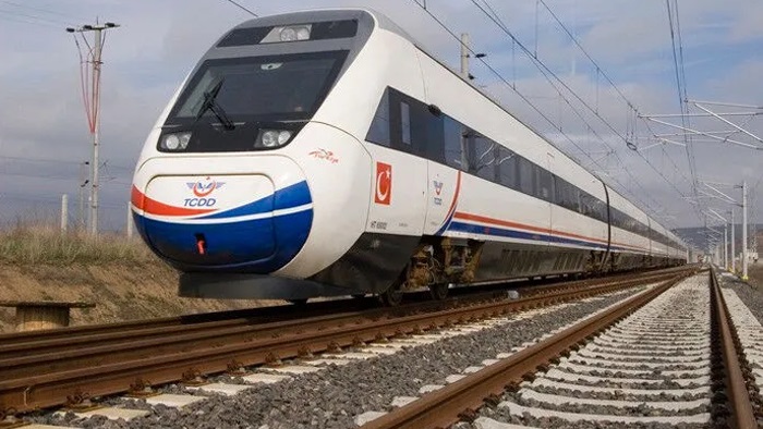 Demiryolu ağında dev hamle: 2026 yılı ulaşımın altın yılı olacak