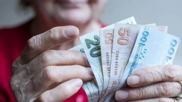 Emeklinin Gözü Ocak Zammında! İlk Üç Aylık Zam Netleşti