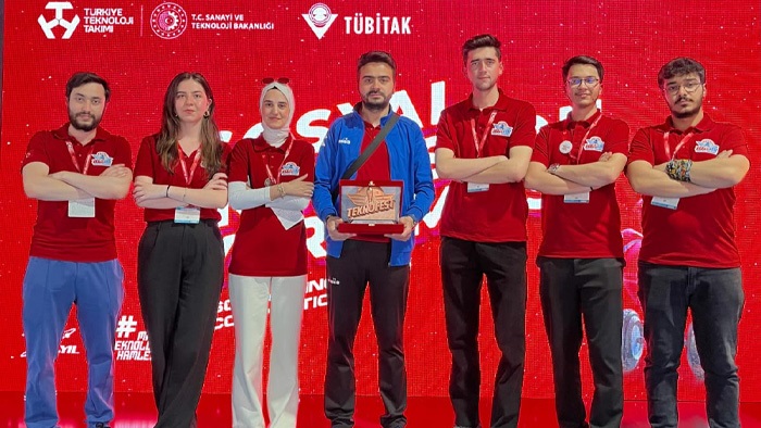 Giresun Üniversitesi Öğrencilerinden Teknofest 2025'te Büyük Başarı