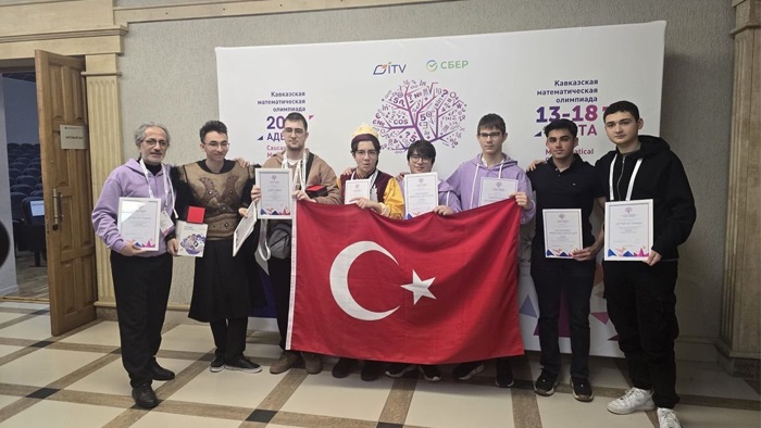Giresunlu Genç Matematikçilerden Uluslararası Başarı: Kafkasya’dan Altın ve Gümüşle Döndüler