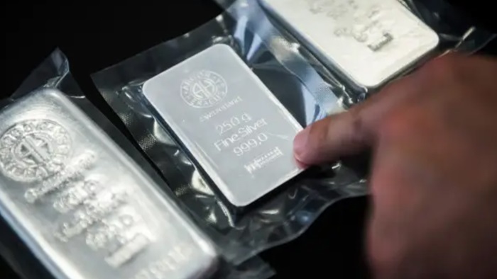 Goldman Sachs’tan gümüş tahmini: Yatırımcılara fiyat uyarısı yaptı!