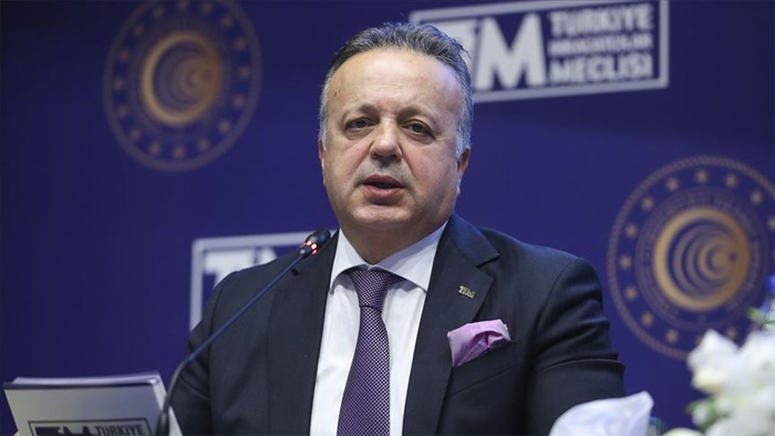 Halı planı yargıya takıldı rotasını hizmete kaydırdı