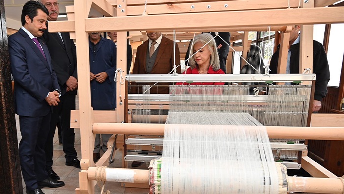 İsdemir Hatay İpeği’ne Sahip Çıkıyor