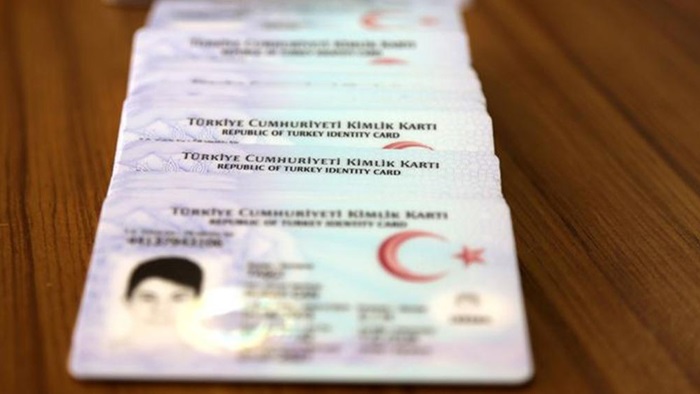 Kimliklerde Yeni Dönem! İlk Adım Memurlardan Başlayacak