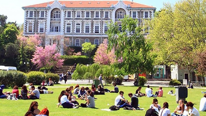  Londra'yı Geride Bıraktı! Dünyanın En İyi Öğrenci Şehri Şaşırttı