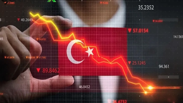 Moody’s ve Fitch’ten Türkiye’nin kredi notu değerlendirmesinde beklenti netleşti