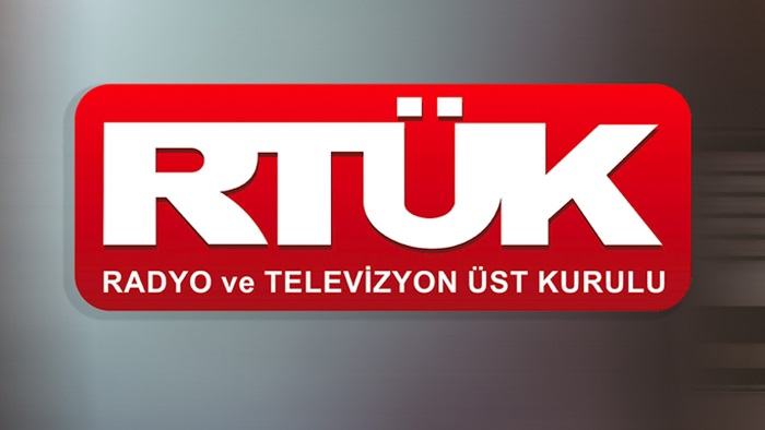 RTÜK'ten, Halk TV, Tele 1 ve Fox TV'ye deprem yayınları için ceza