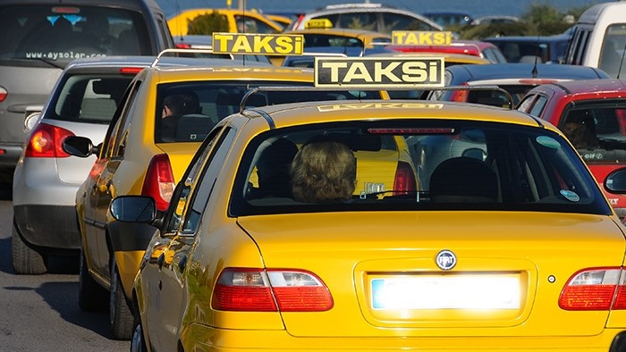 Ruhsatsız ve korsan taksiciliğe dev ceza: Yeni yasa yürürlüğe girdi