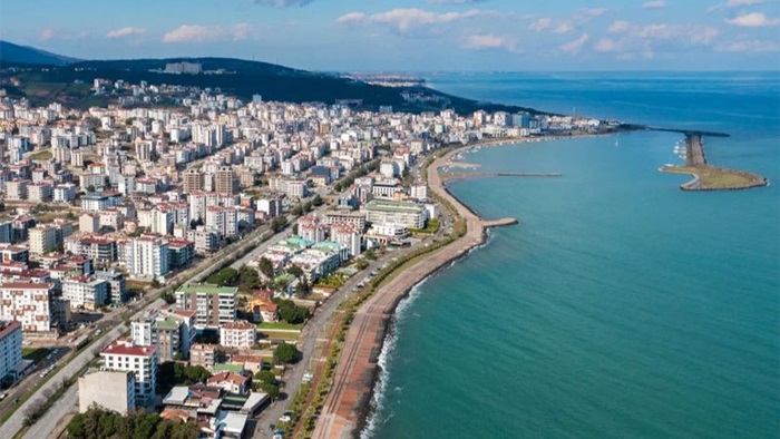 Samsun dernek sayısında Karadeniz’in zirvesinde