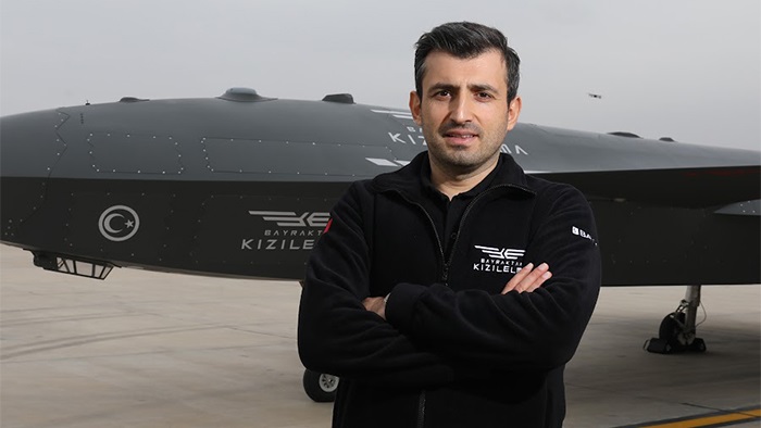 Selçuk Bayraktar: Yerli mesajlaşma uygulaması geliyor!