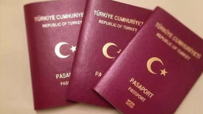 Seyahatte 'güç yarışı' sürüyor! Dünyanın en güçlü pasaportları açıklandı: Türkiye kaçıncı sırada?