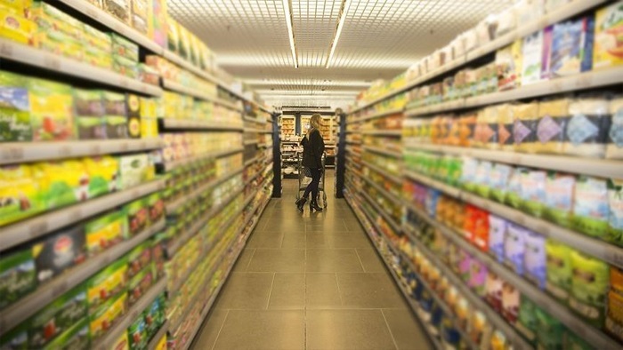 Ticaret ve perakende satış hacmi martta aylık ve yıllık bazda arttı