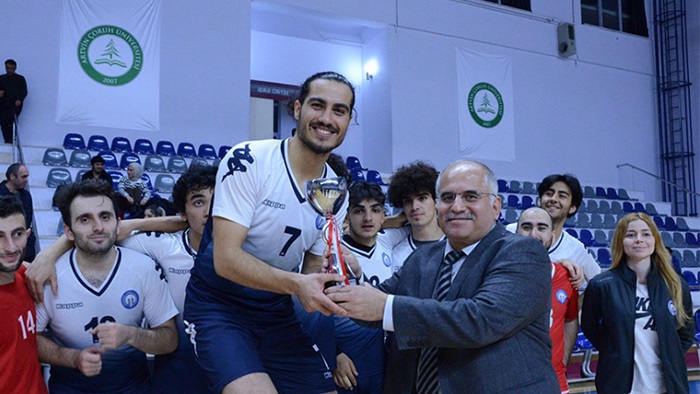 Üniversiteler voleybol bölgesel lig grup müsabakaları sona erdi